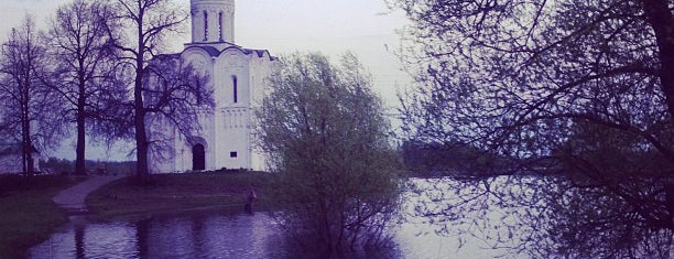 Церковь Покрова на Нерли is one of UNESCO World Heritage Sites.