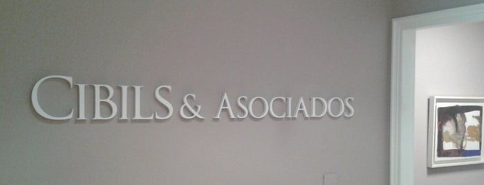 Cibils & Asociados is one of Yael : понравившиеся места.