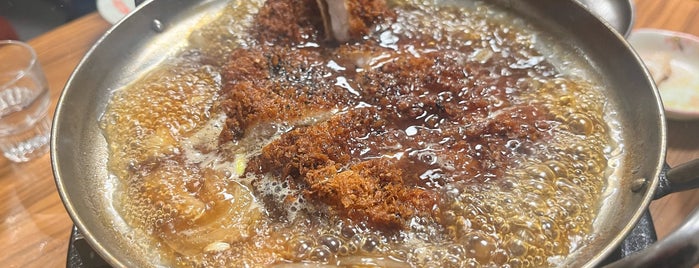 豊田屋 is one of 鍋.