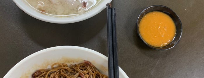 Wan Xiang Noodles is one of Lugares favoritos de ÿt.
