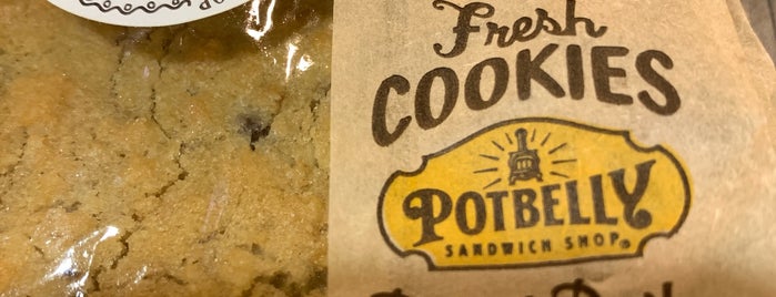 Potbelly Sandwich Shop is one of Loop lunch.