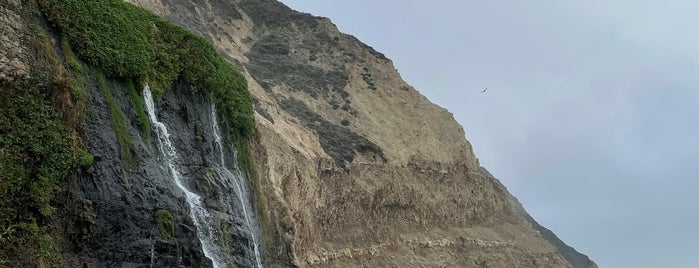Alamere Falls is one of California Suggestions.