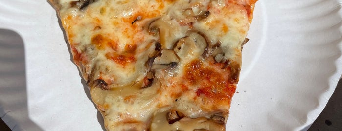 Amnon's Pizza is one of Must-see seafood places in NY.