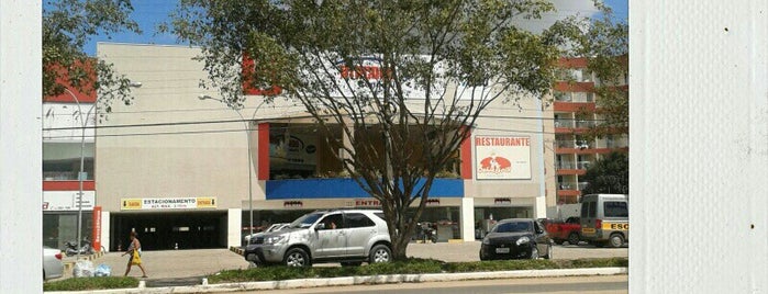 Supermercado Rondelli Center is one of Teixeira de Freitas.