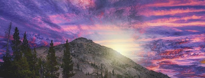 Desolation Wilderness is one of Vihang : понравившиеся места.