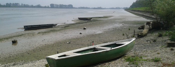 Isar is one of Posti che sono piaciuti a Burak.