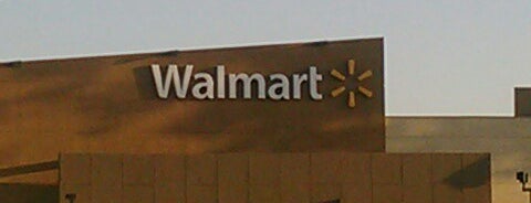 Walmart Supercenter is one of Locais curtidos por Jose.