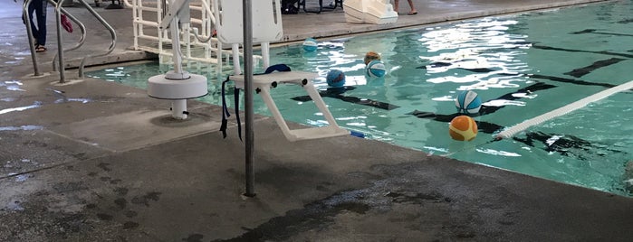 Carson City Aquatic Facility is one of สถานที่ที่ Guy ถูกใจ.