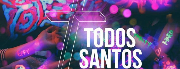 Todos Santos is one of DE VISITA CON ELLA <3.