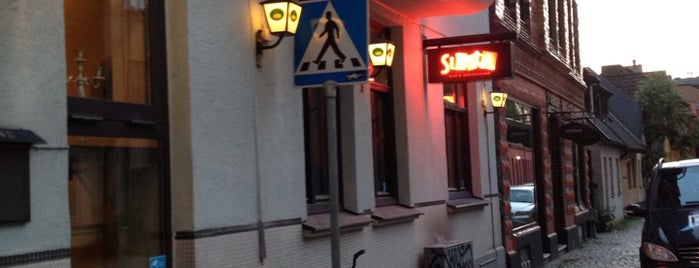 Siesta Bar & Restaurang is one of Guide to Malmö's best spots.