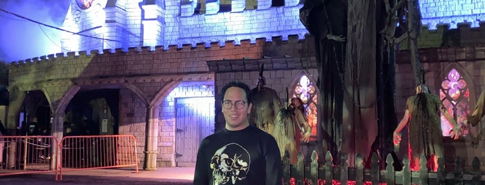 Hundred Acres Manor Haunted House is one of Posti che sono piaciuti a Lilith.