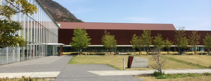 島根県立古代出雲歴史博物館 is one of 槇文彦の建築 / List of Fumihiko Maki buildings.