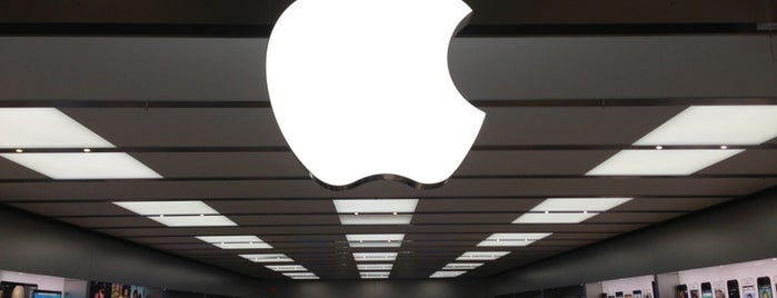 Apple Halifax Shopping Centre is one of Lugares favoritos de Geoff.