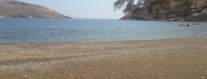 Κουταλάς is one of serifos.