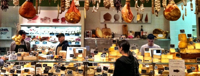 Eataly Flatiron is one of Great Food Near Turner Duckworth NYC.