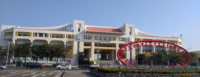 中正技擊館 Chung Cheng Martial Arts Stadium is one of 高捷橘線散步｜KMRT Orange Line Guide.