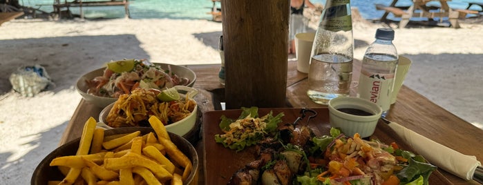 Snack Coco Beach is one of Nolfo French Polynesia Foodie Spots.