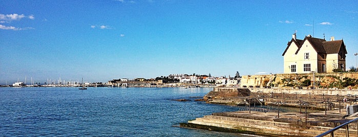 Paredão Estoril is one of Cascais.