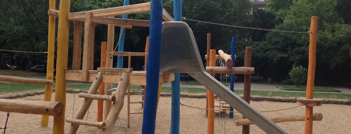 Spielplatz Schillerplatz is one of NRW for kids.