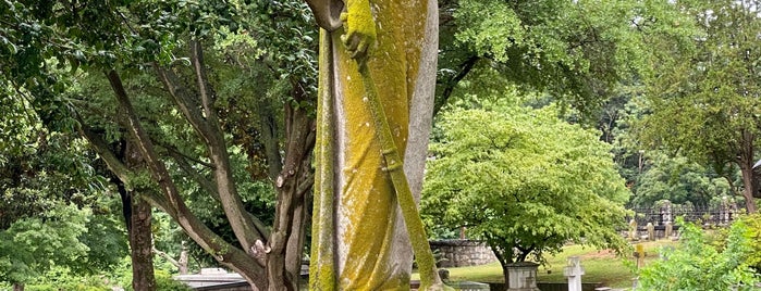 Salem Cemetery is one of Salem.