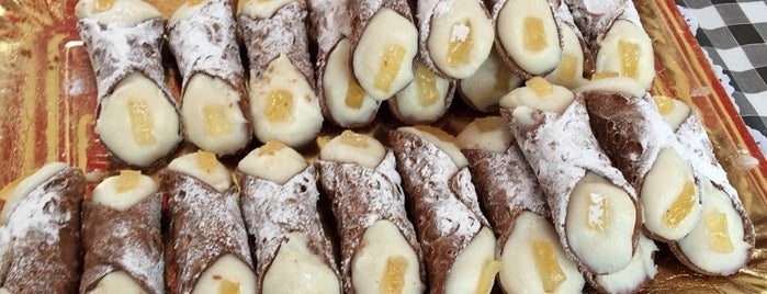 Saturday Farmers' Market is one of The 15 Best Places for Cannoli in London.