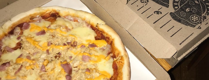 The Bronx Pizza is one of Locais curtidos por Fotoloco.