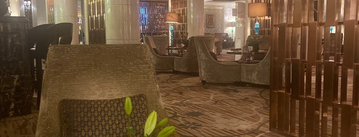 Magnolia Lounge is one of Tempat yang Disimpan ✨.