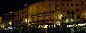Piazza del Campo is one of Lugares favoritos de Emel.