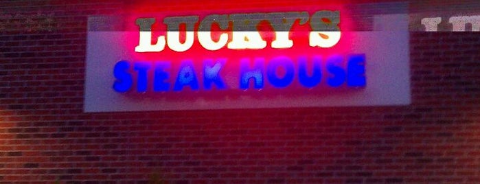 Lucky's Steakhouse is one of Lugares favoritos de Jessica.