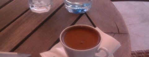 Kahve Dünyası is one of En İyi İş/Okul Sonrası Barlar.