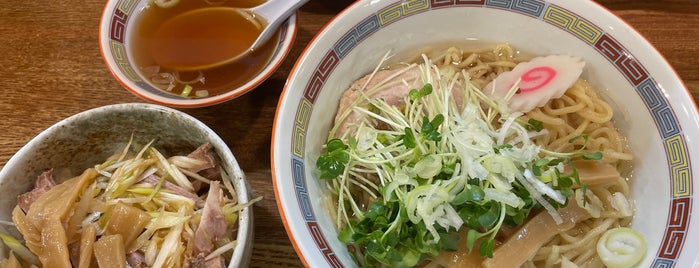 宝華らぁめん is one of ラーメン.