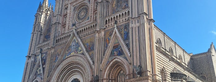 Duomo di Orvieto is one of İtalya.