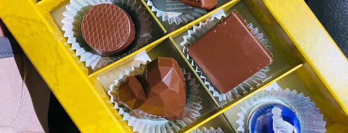 Peacock Chocolate is one of Riyadh 🇸🇦.