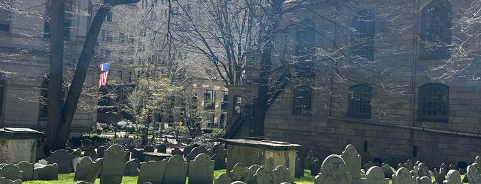 King's Chapel Burying Ground is one of Bahston.