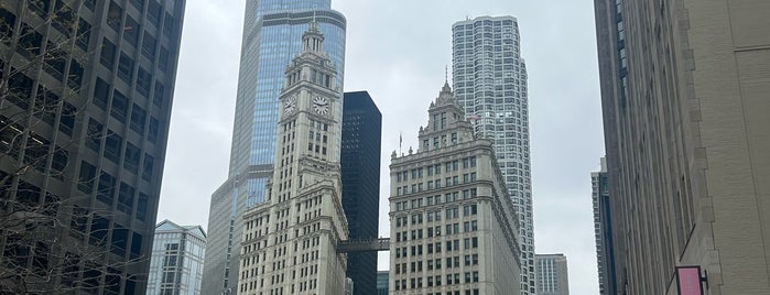 Streeterville is one of Chicago.