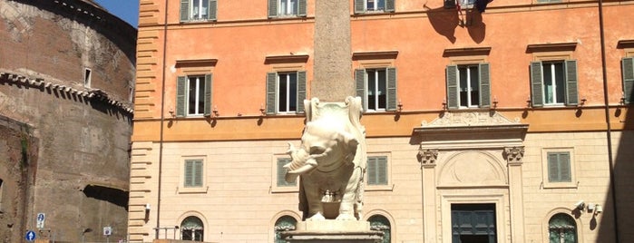 Piazza della Minerva is one of Tempat yang Disukai nastasia.