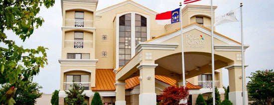 Four Points by Sheraton Charlotte - Pineville is one of Locais salvos de Kimmie.