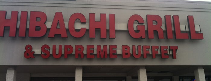 Hibachi Grill & Supreme Buffet is one of Tempat yang Disukai Bella.