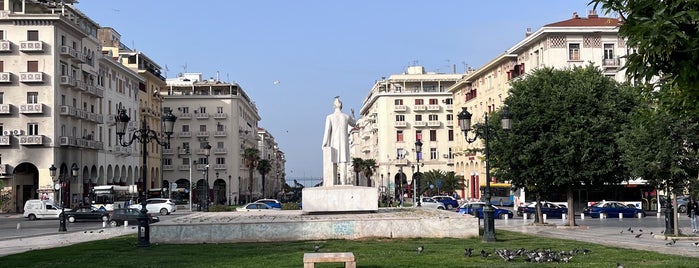 Statue of Venizelos is one of Roomore Sightseeing.