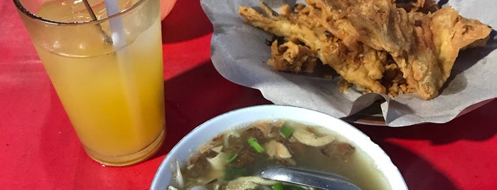 Soto Kudus & Nasi Pindang Inna is one of kuliner akhir pekan.