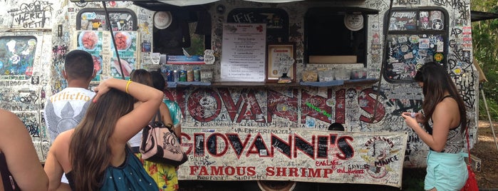 Giovanni's Shrimp Truck is one of Honolulu Recommendations.