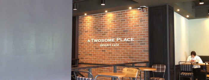 A TWOSOME PLACE is one of Favorite Food.