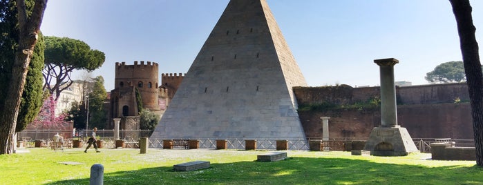 Piramide Cestia is one of Roaming in Rome.