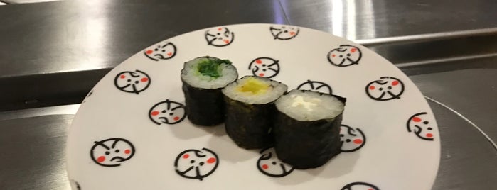 Rolling Sushis is one of Locais salvos de Layla.