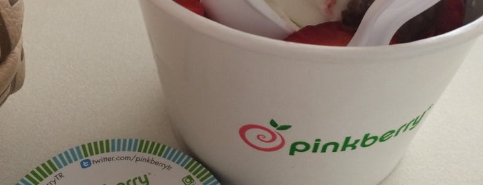 Pinkberry Forum İstanbul is one of Lieux qui ont plu à ECE.