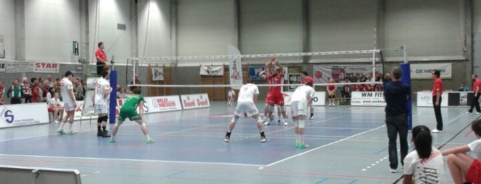 Sportzaal CC Binder is one of Badminton Arena's.
