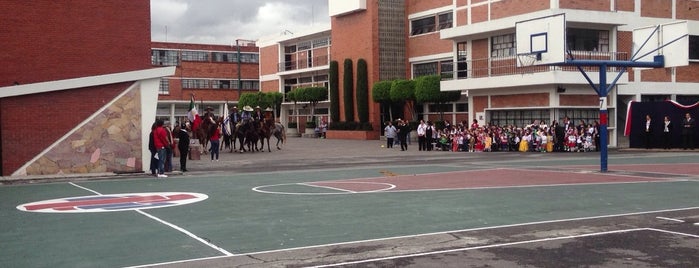 Colegio del Tepeyac is one of DF Todas.