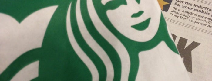 Starbucks is one of สถานที่ที่ Dana ถูกใจ.