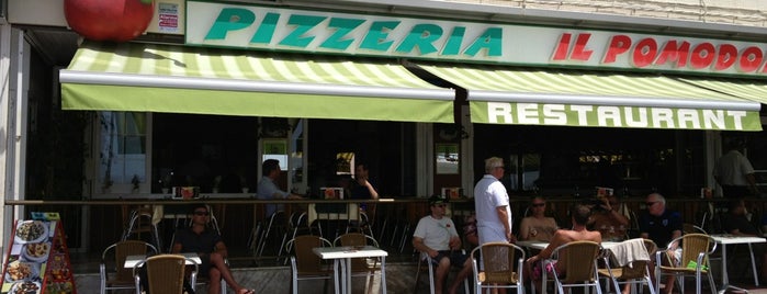 Pizzeria Pomodoro is one of Terrazas.