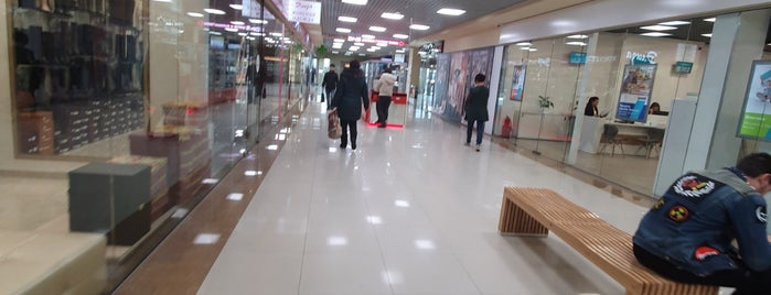 ТЦ «Sea Mall» (Си Молл) is one of dernier cri.